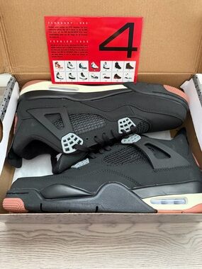 Jordan 4 Retro Black London Edition